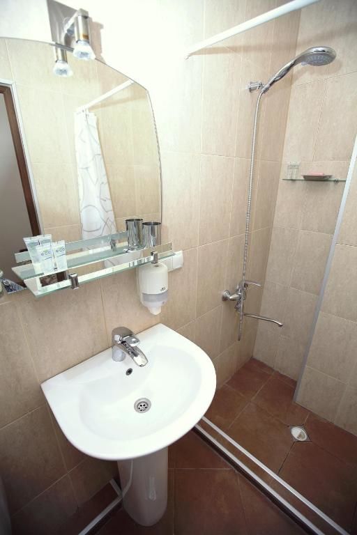 Отель Silver Hotel Тбилиси-37