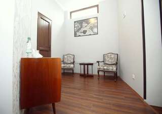 Отель Silver Hotel Тбилиси Люкс-3