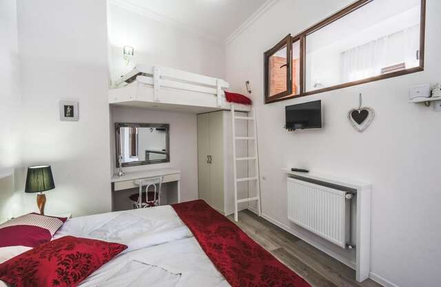 Отель Silver Hotel Тбилиси-21